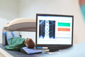 راهنمای آمادگی سنجش تراکم استخوان یا تست DEXA